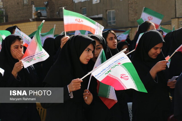 اجرای طرح مکمل‌یاری «ویتامین D» و «آهن» در مدارس متوسطه ضرورت واکسیناسیون پایه دهمی‌ها و تزریق «واکسن توأم»