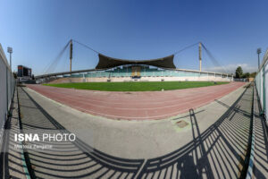 آغاز تعویض چمن از بهمن