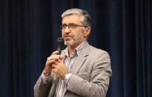 حمایت از هنرمندان و ورزشکاران اولویت فرهنگی مسئولان شازند است